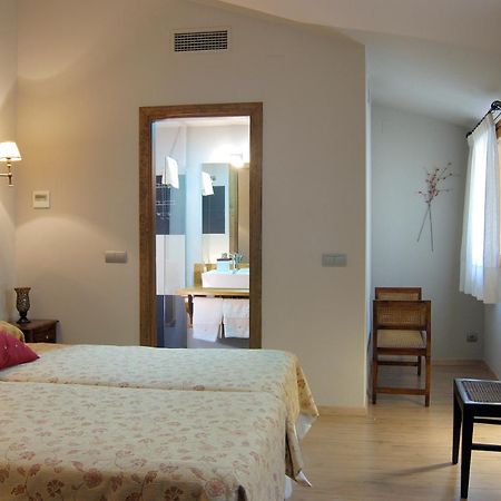 אורופסה Casa Rural La Botica מראה חיצוני תמונה